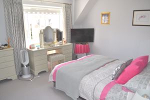 Pink bedroom- click for photo gallery